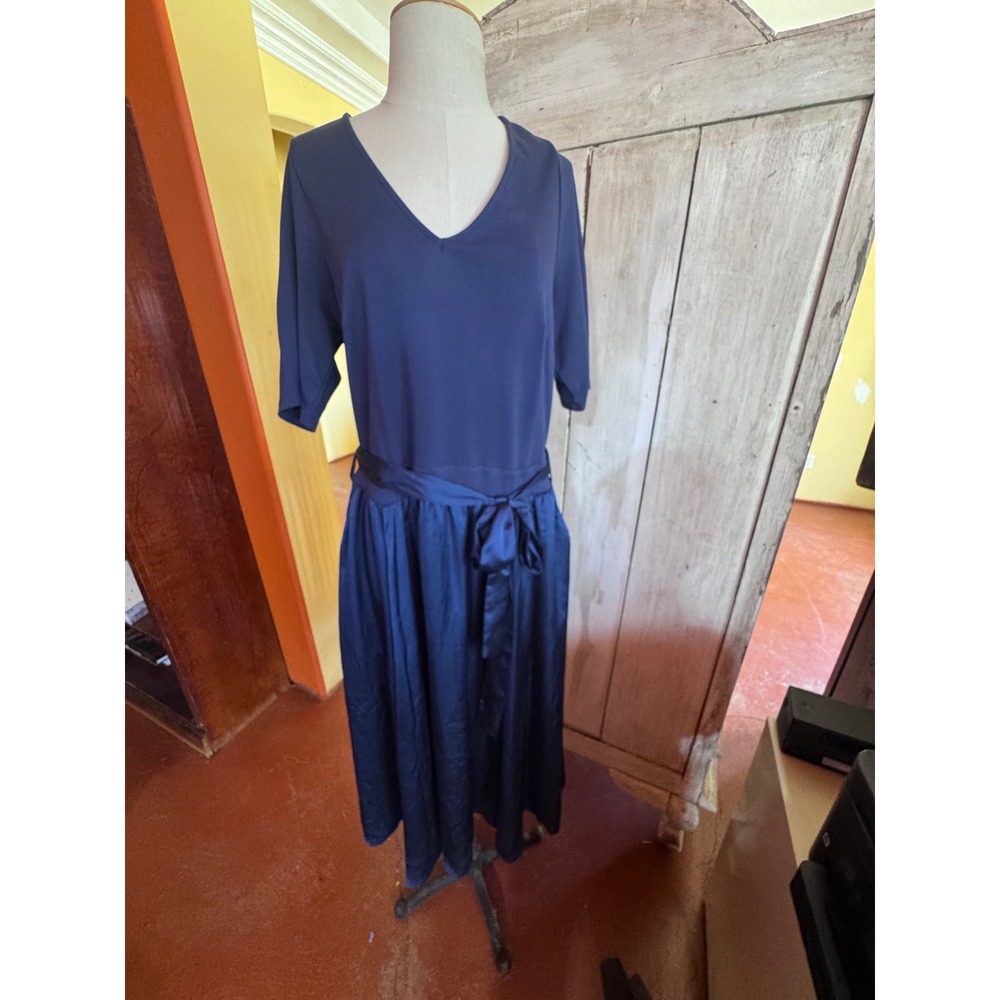 Torrid Navy Blue Mixed Media Satin Skirt Midi Dress Plus Size 2 2X 18-20 New